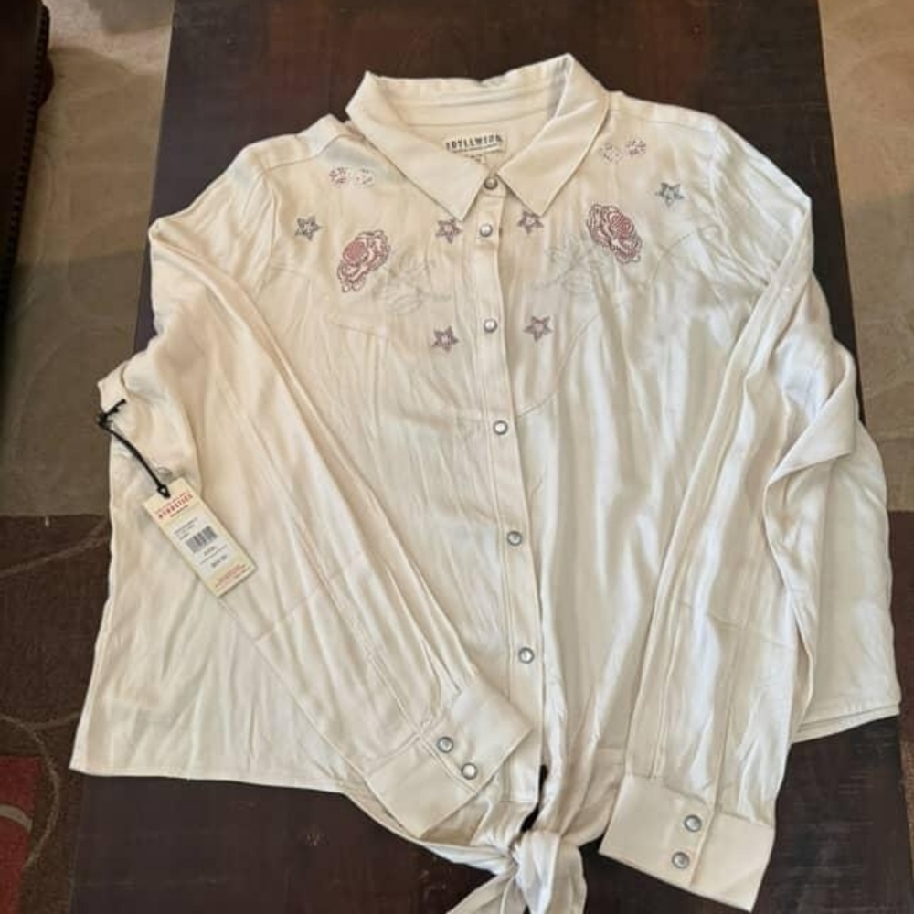 Idyllwind Ivory Tie Front Shirt COUNTRY